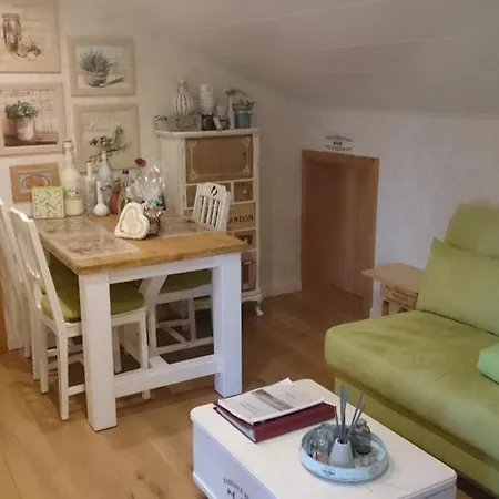 Apartamento Eifelyeti Sunset Lounge Ellscheid