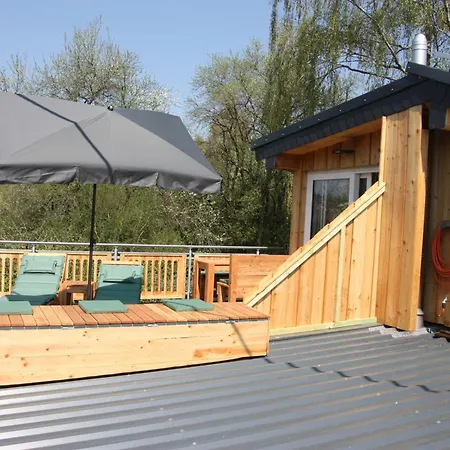 Eifelyeti Sunset Lounge شقة *